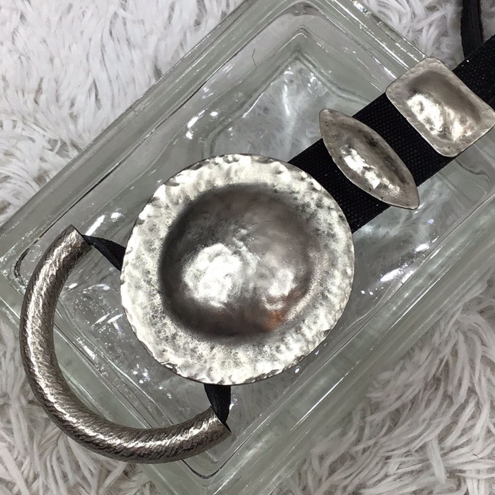 Vintage Anthony Alexander hammered silver and black suede sling belt - Picture 7 of 9